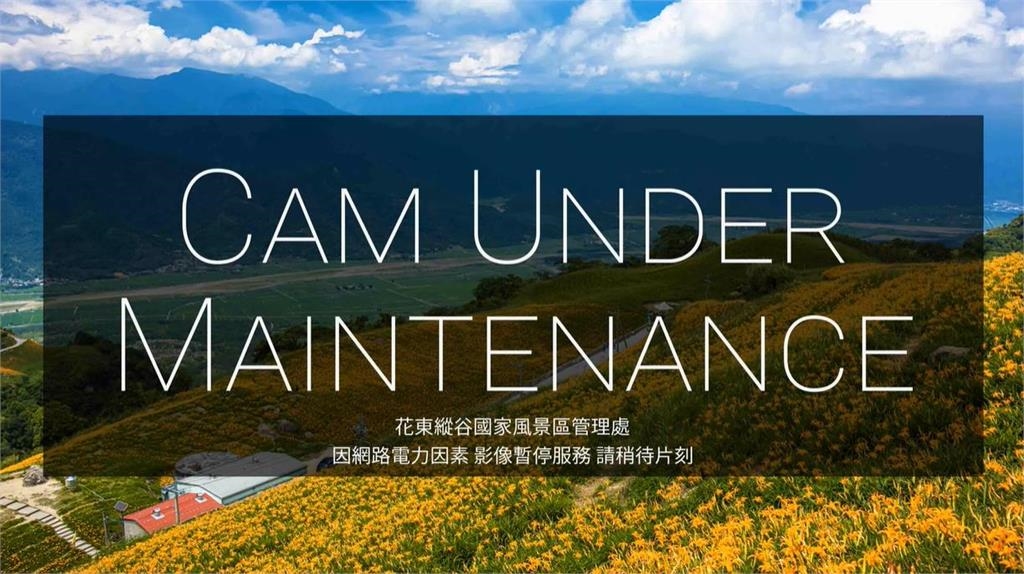 快新聞／楊柳來了！小琉球鏡頭君不敵強風豪雨　慘被吹「低頭」陣亡