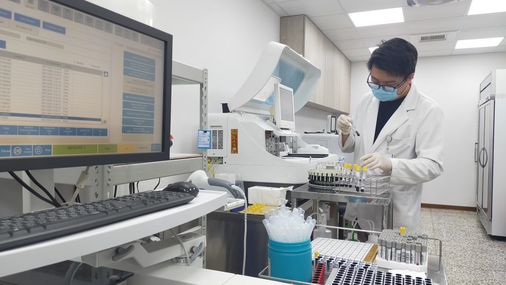 在地首設專業檢驗所！睿康醫事檢驗所進駐內壢與敦仁診所聯手，從預防到追蹤打造完整健康防線！