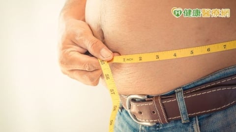 腰圍太粗成警訊! 國健署授「5大生活習慣」逆轉代謝症候群
