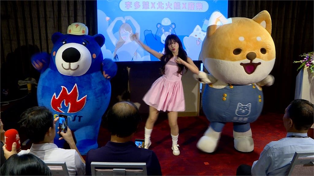 李多慧來台3年先喊"老鳥不怕颱風了"! 下一秒強風吹到懷疑人生