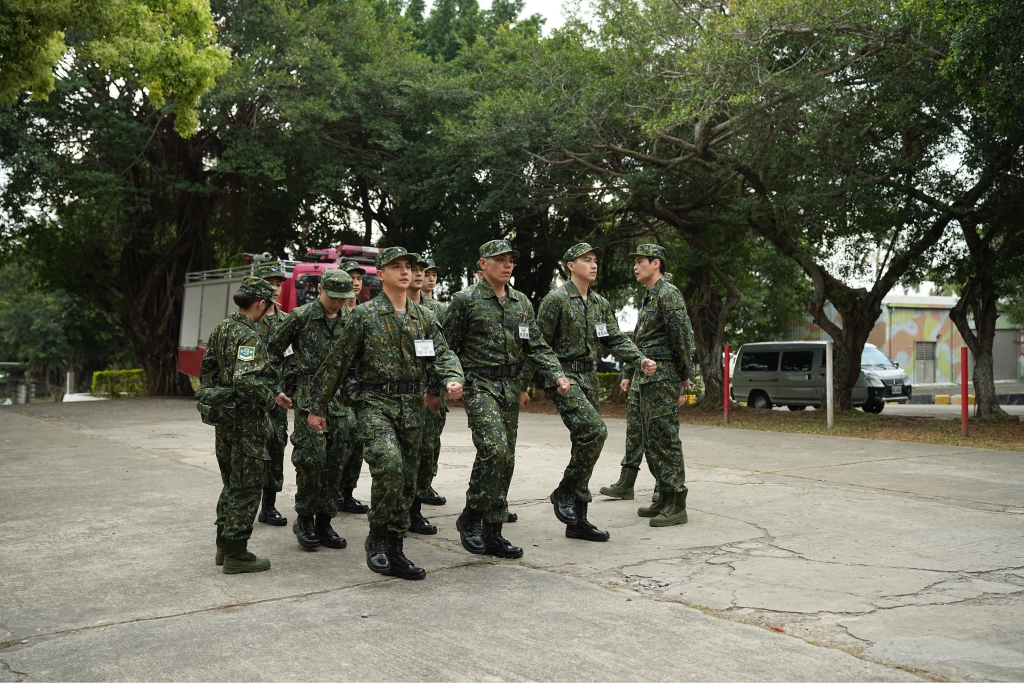 前職棒球員「二度入伍」竟成天兵！ 黃恩賜軍中出包狂被電 受訓一個月瘦6公斤