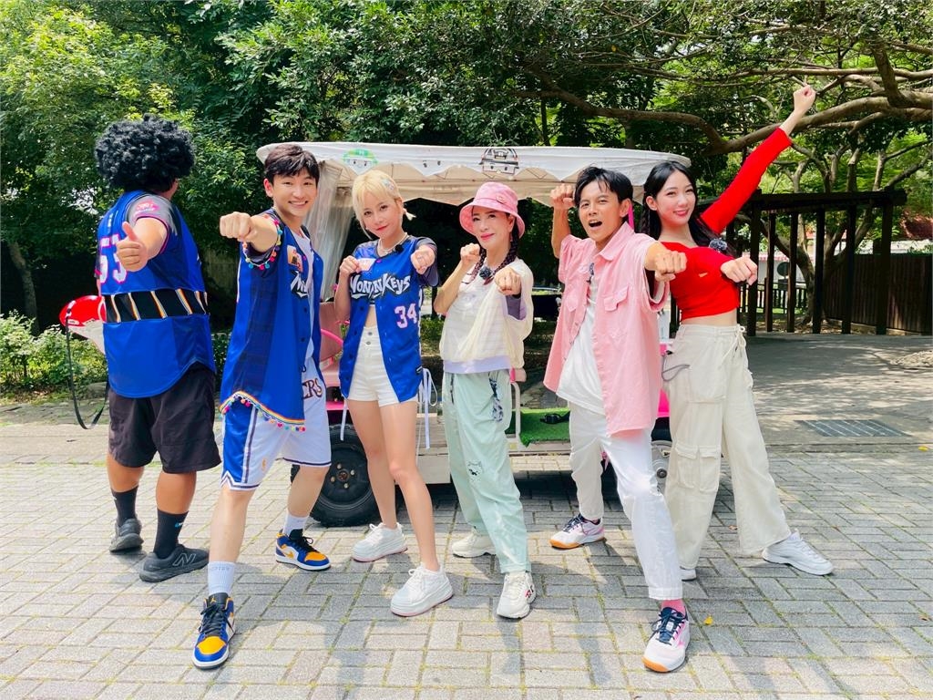 《綜藝新時代》體驗薩克斯風10分鐘吹世界名曲!楊繡惠「我吹得出來我叫你阿嬤」