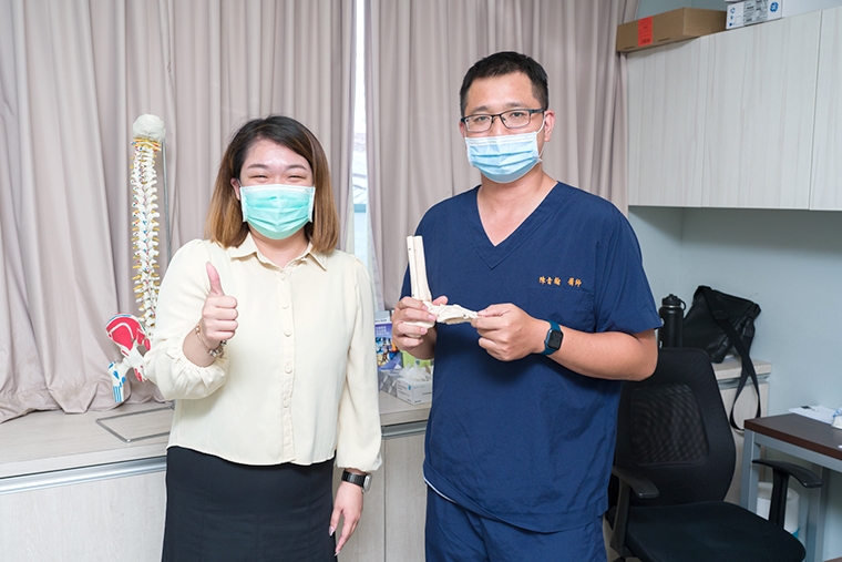 跌倒竟骨裂!足踝扭傷與骨裂初期症狀相似 醫提醒警訊