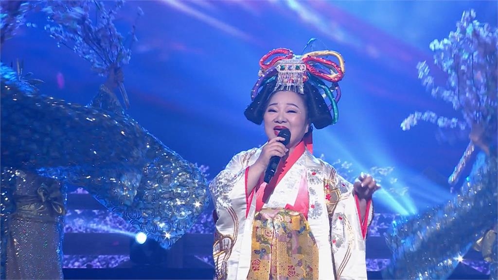 黃西田亂改歌詞被白冰冰追打　張瓊姿秀場風華再現