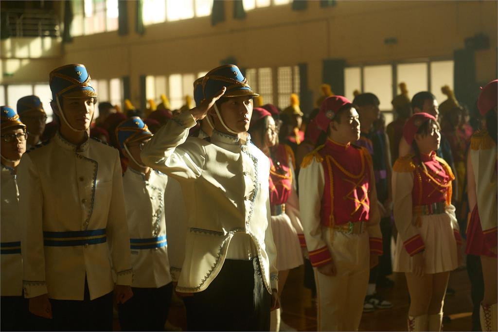 電影《進行曲》好評爆棚!黃牛鎖定口碑場票價竟暴漲3倍