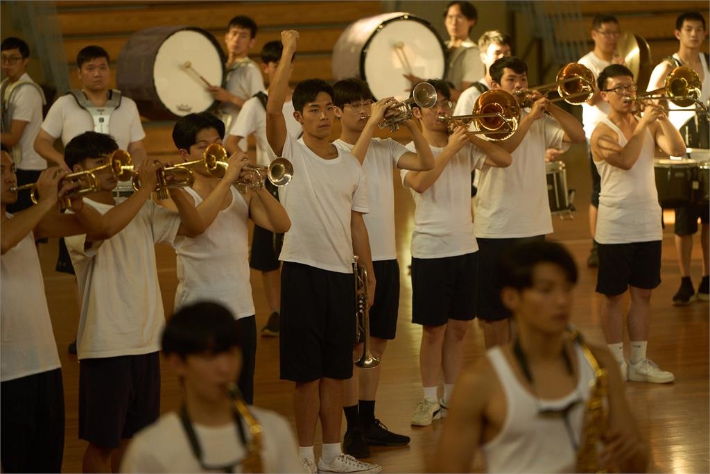 電影《進行曲》好評爆棚!黃牛鎖定口碑場票價竟暴漲3倍