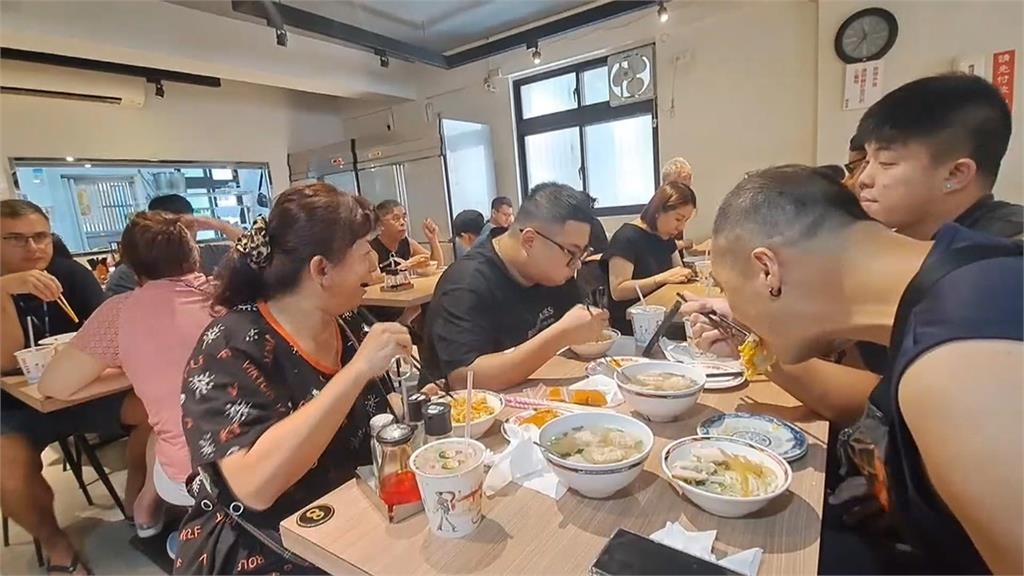 蔥太貴hold不住 基隆50年老店周家蔥油餅「放暑假」