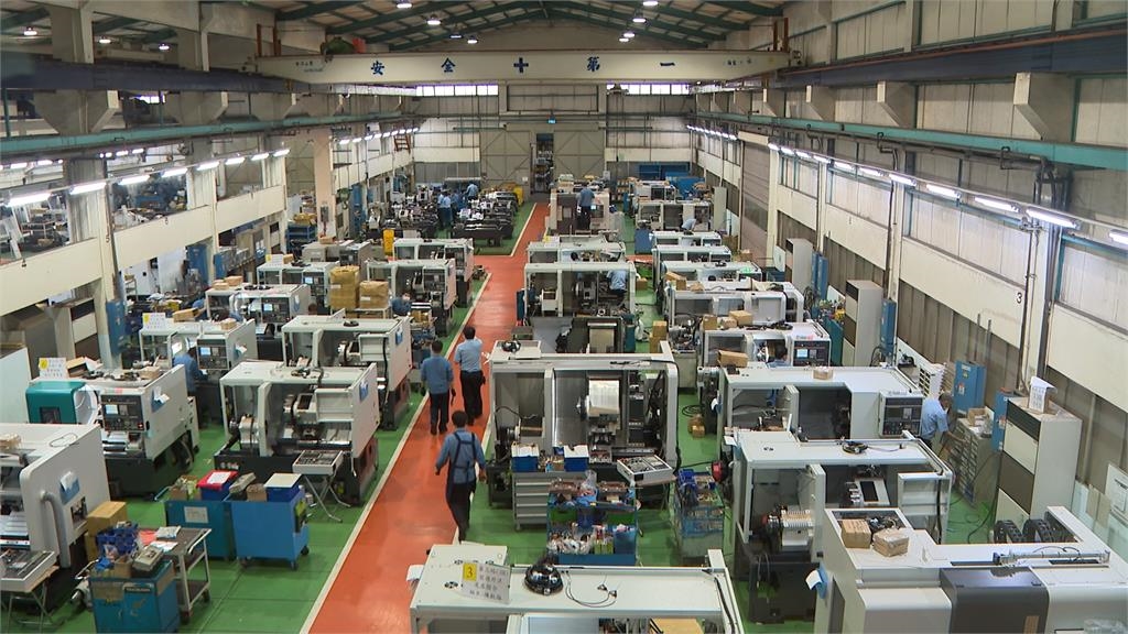 關稅+台幣升值雙重打擊! 車燈廠實施減班休息 車床廠宣布周休三天