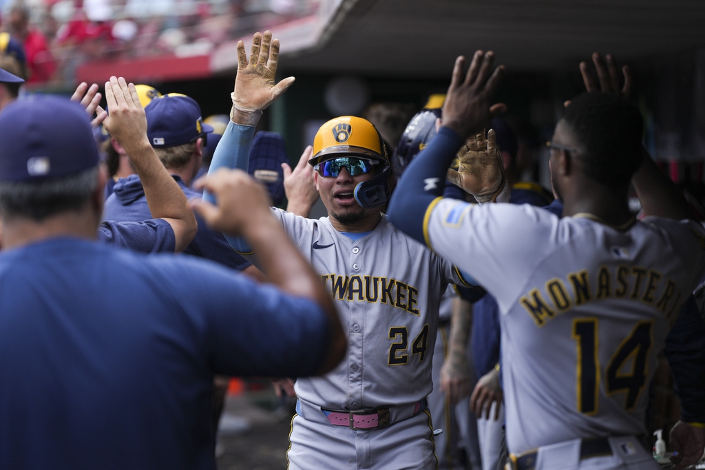 MLB(影)／釀酒人吞下8月第1敗終止14連勝！紅人海斯再見安打拒絕連三天被逆轉