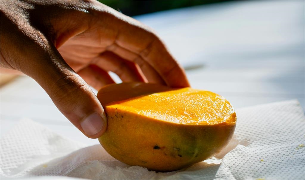 2025農曆七月鬼門開即將開啟！民俗專家揭「6大禁忌」：吃宵夜、曬衣服都不行