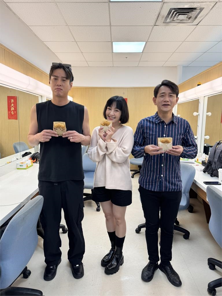 蔡燦得驚喜探班《好運來》帶甜甜圈團圓　真兇即將曝光 劇情高潮在即！