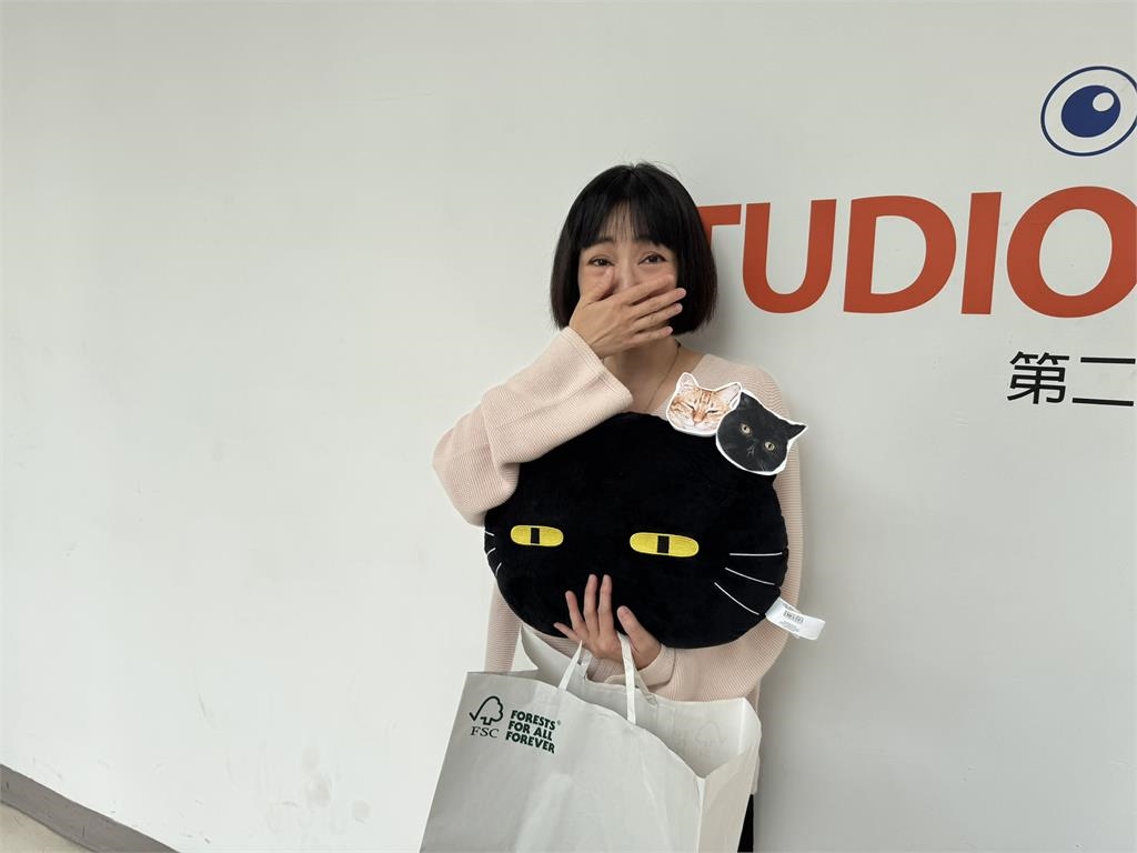 蔡燦得驚喜探班《好運來》帶甜甜圈團圓　真兇即將曝光 劇情高潮在即！