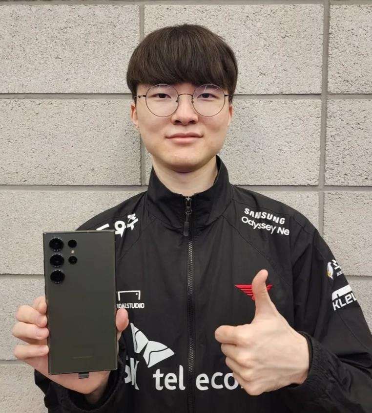 中國女網紅撞臉FAKER！上身中路「秀魔鬼大饅頭」頂片網瘋傳：有個大膽的想法