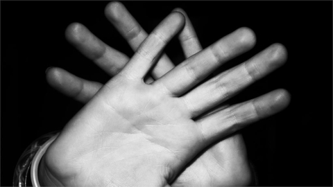 農曆7月將來臨「鬼月禁忌」要遵循!專家列「4生肖」恐招陰:同色系衣服少穿