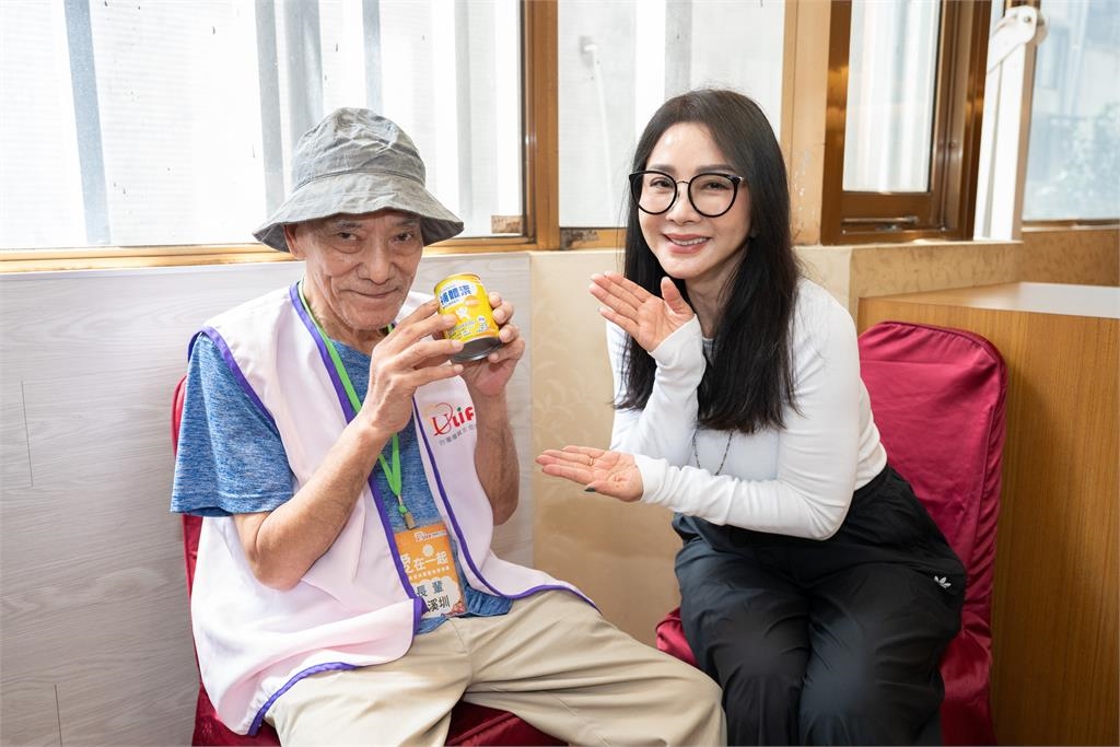 「台灣最美麗歐巴桑」陳美鳳陪伴獨居長輩!傳遞被惦記的幸福