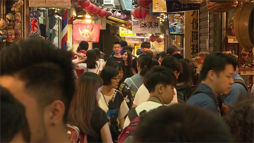 外國客大讚「台灣6件事」全是台人日常！點名2地「比東京有特色」：神奇