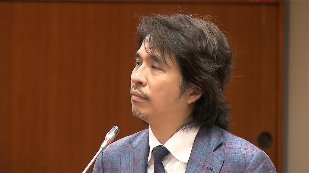 遭認定「未違反性平法」葉丙成嘴臉被揭?受害女學生PO圖開轟:噁心