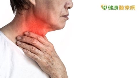 六旬翁頸部腫塊瞬間長成「鴕鳥蛋」 確診罕見伯基特淋巴瘤險奪命