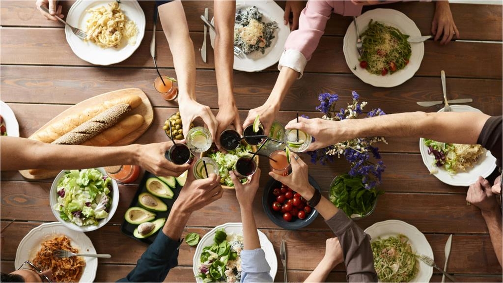 人妻獨自包辦「20人家族旅遊」得知1事超心寒…網力挺：不用內耗自己！