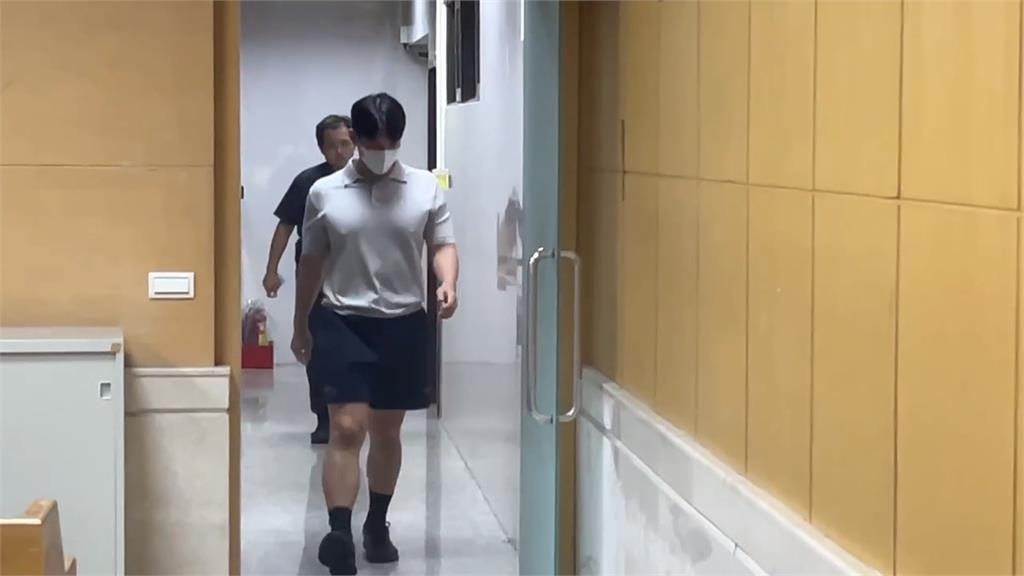 "小英男孩"涉綠能收賄 鄭亦麟.東煒創辦人父子聲押禁見