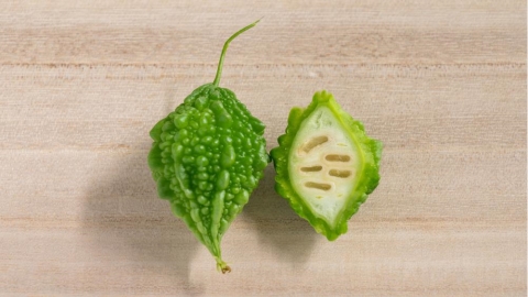 輕鬆攝取苦瓜營養！苦瓜胜肽一次掌握，營養師授4大挑選重點