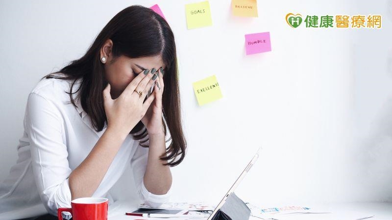 腦中總是不斷有負面想法？　心理師傳授4招幫助平復心情