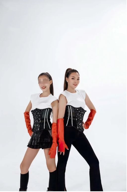 郭台銘小女兒QQ「倒立、下腰」秀舞技!神複製曾馨瑩基因