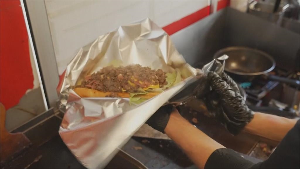 北極圈特色美食！　馴鹿肉起司排一份要價約台幣700元