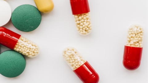 營養師解析:酵素和益生菌有什麼不同?新手必讀選購指南