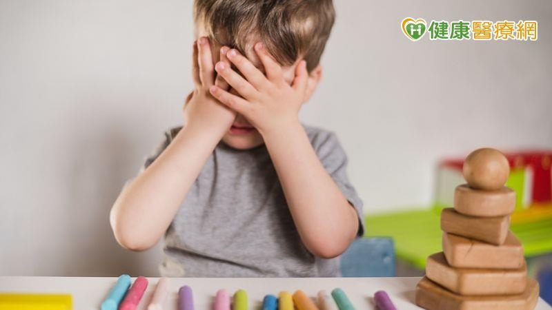 孩子開口晚不是等就好！醫曝「發展遲緩檢測法」　免費資源一次看