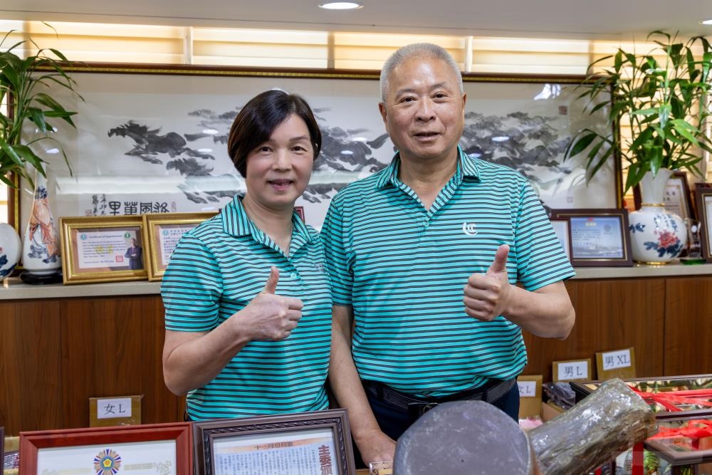 快新聞／以行動支持國軍　蘇慶福伉儷再度榮獲「敬軍模範」殊榮