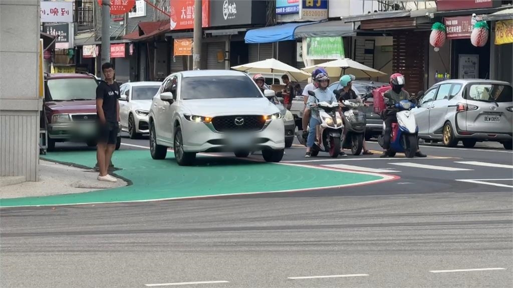 靜宜大學商圈人行道增設計畫　在地業者反彈：已經很難停車了