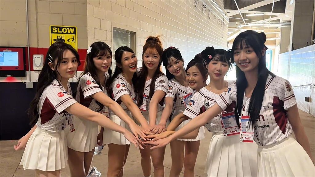 樂天女孩遠征美國!「台灣日」熱力開場 席捲大聯盟