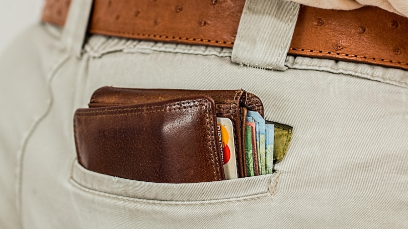 千萬別放錢包！命理師列「5物品」：放了錢守不住
