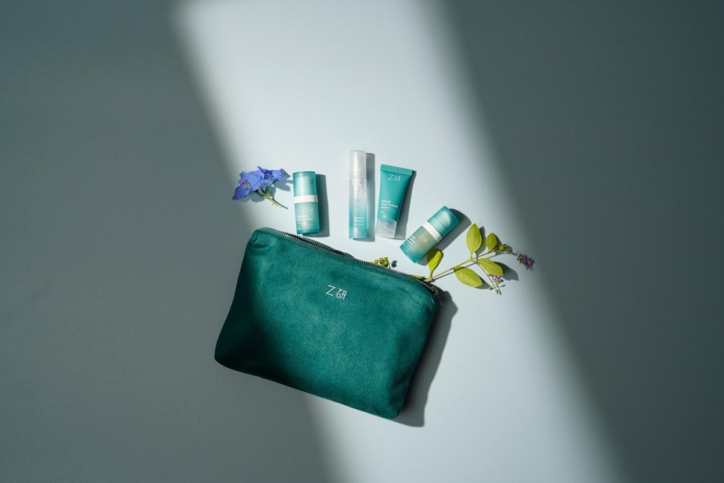 出差旅行必備「肌膚乖乖水」！閨蜜圈都在囤的保養旅行組，一次搞定外油內乾、脫妝浮粉