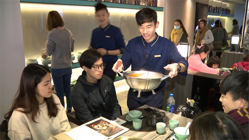 大缺工！餐飲、外送搶才大戰　foodpand百名職缺年新上看300萬