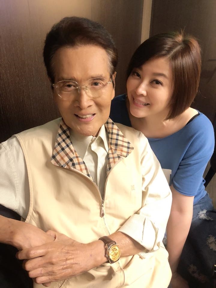 「八點檔女神」方馨攜手陳謙文開演唱會!憶起《娘家》石英爸爸 眼眶泛淚:很想念祂