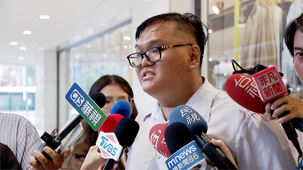 三重客運領班撞貨車亡 友控訴「過勞」釀禍 客運公司否認