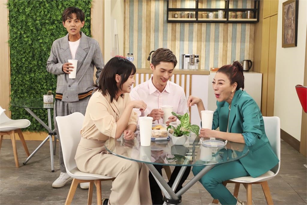 《綜藝新時代》體驗八點檔創紀錄！阿翔被六位演員呼巴掌差點招架不住