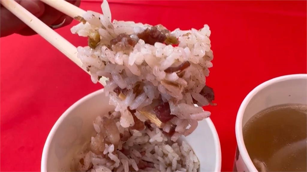 彰化羊肉節羊肉料理免費吃！　上千人頂豔陽排隊領美食