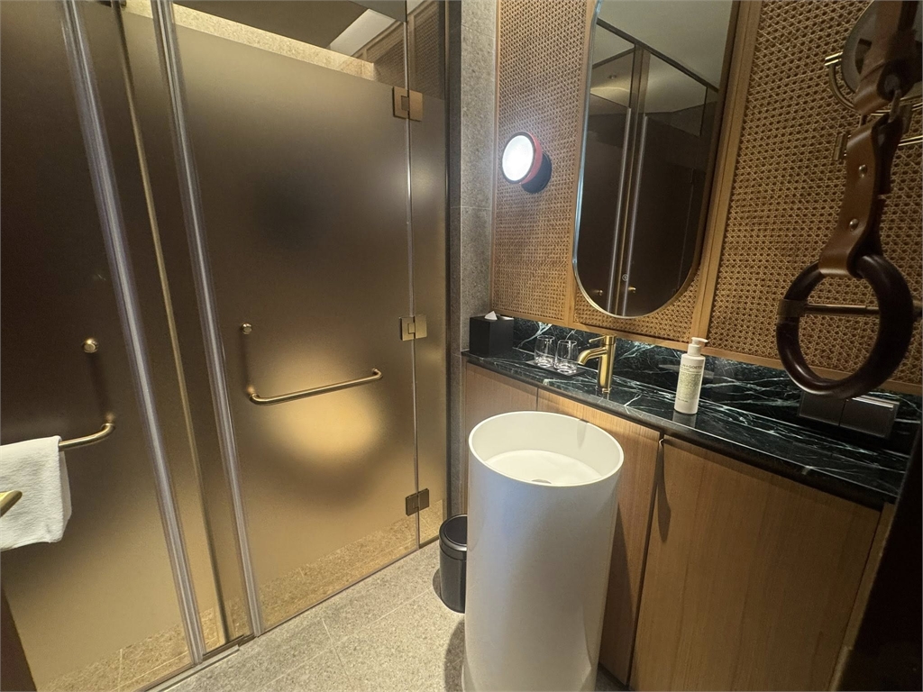 吳淡如住越南飯店被迫「睡廁所」打地鋪慘況曝！隔天起床秒客訴結局神展開