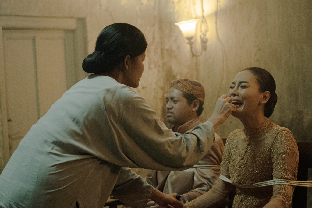 《鬼祭》劇組、演員被附身！鬧鬼糖廠真實取景　挑戰禁忌被稱「瘋子」　　