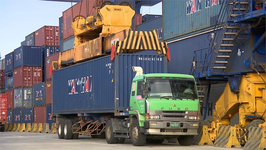 台灣8月出口首度超車南韓！專家驚「歴史上大事」拋1預言：擠進前段班