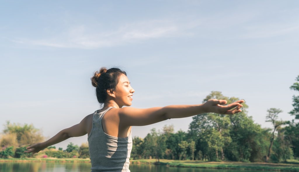 睡不好也是「內耗」！專家分享5種助眠食物，讓你找回深度睡眠