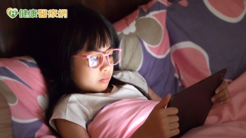 短影音滑太多專注力變差？心理師：兒童情緒和記憶力都會被影響