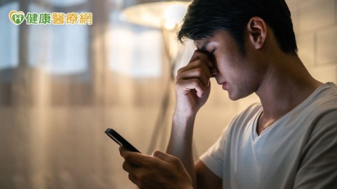 眼睛疲勞、視野縮小要注意！中醫師談：視神經保養全攻略