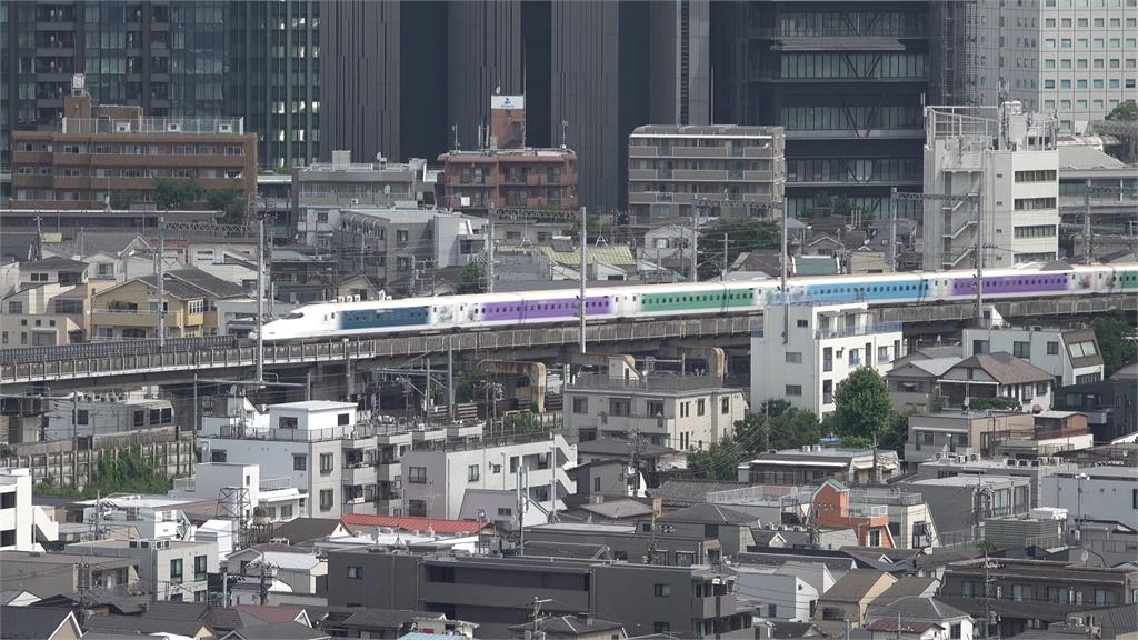 高鐵推新制「寧靜車廂」禁擴音、禁講電話！ 日媒震驚：規範超越新幹線