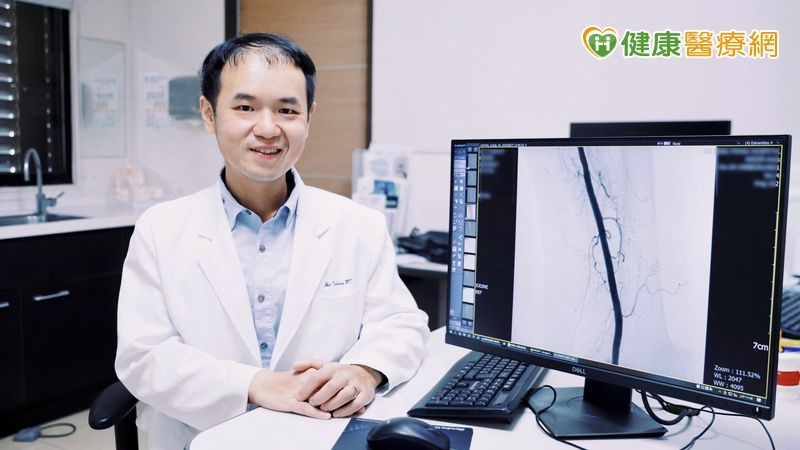 退化性關節炎反覆疼痛? 「1微創手術」減少發炎、降低不適