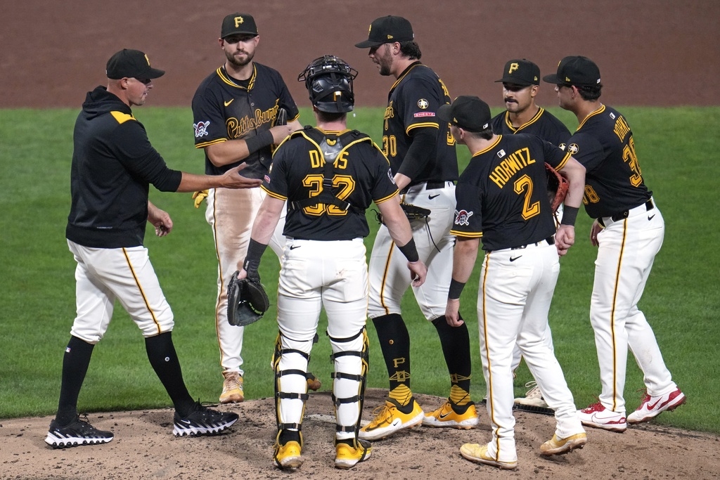 MLB(影)／火球狀元慘被熊咬！史基斯3.2局失4分本季最短一次先發吞敗