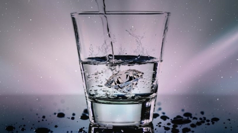 喝水竟然會「傷腎」？營養師：10大壞習慣要注意